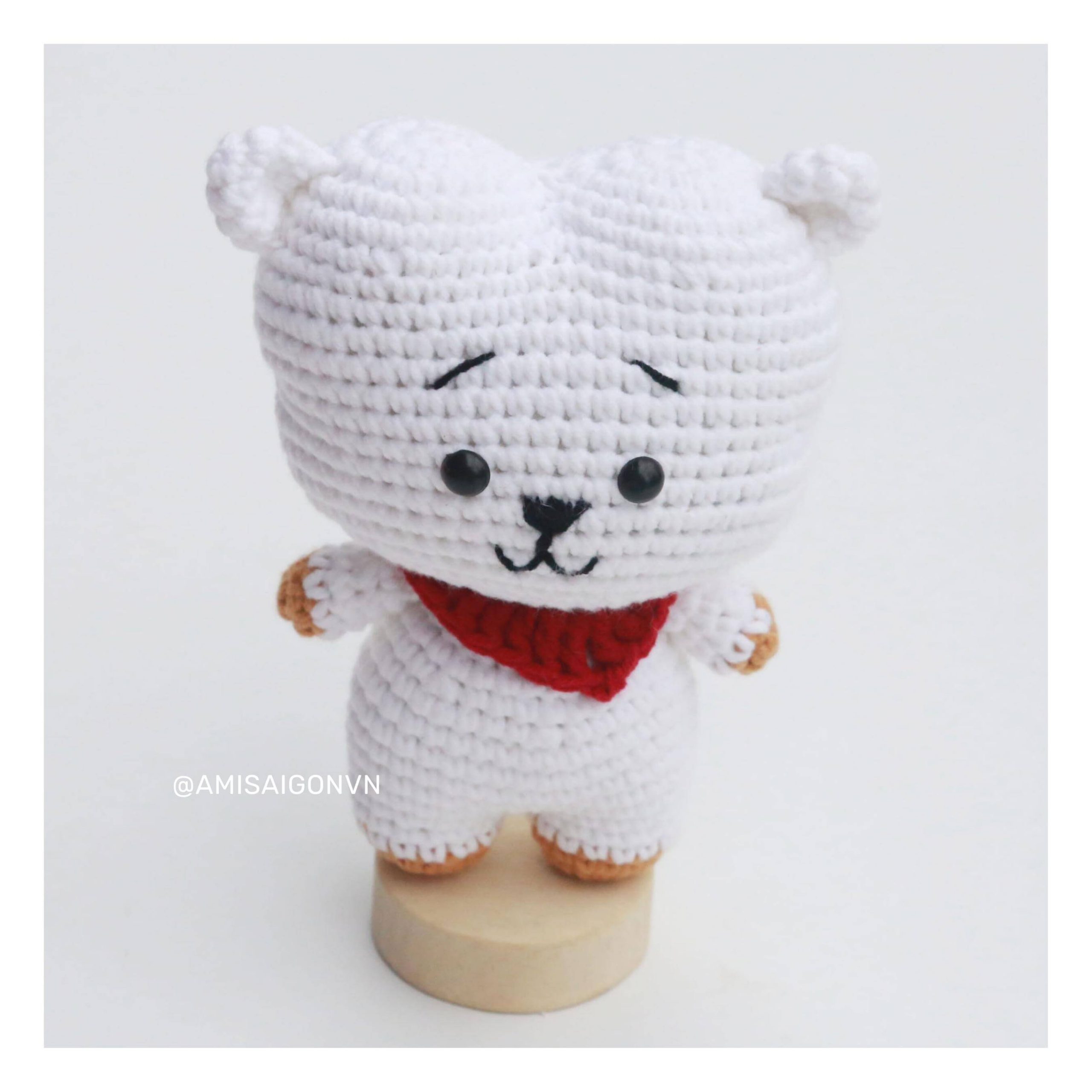 RJ-sheep-amigurumi-crochet-pattern-amisaigon-bts-bt21 (4)