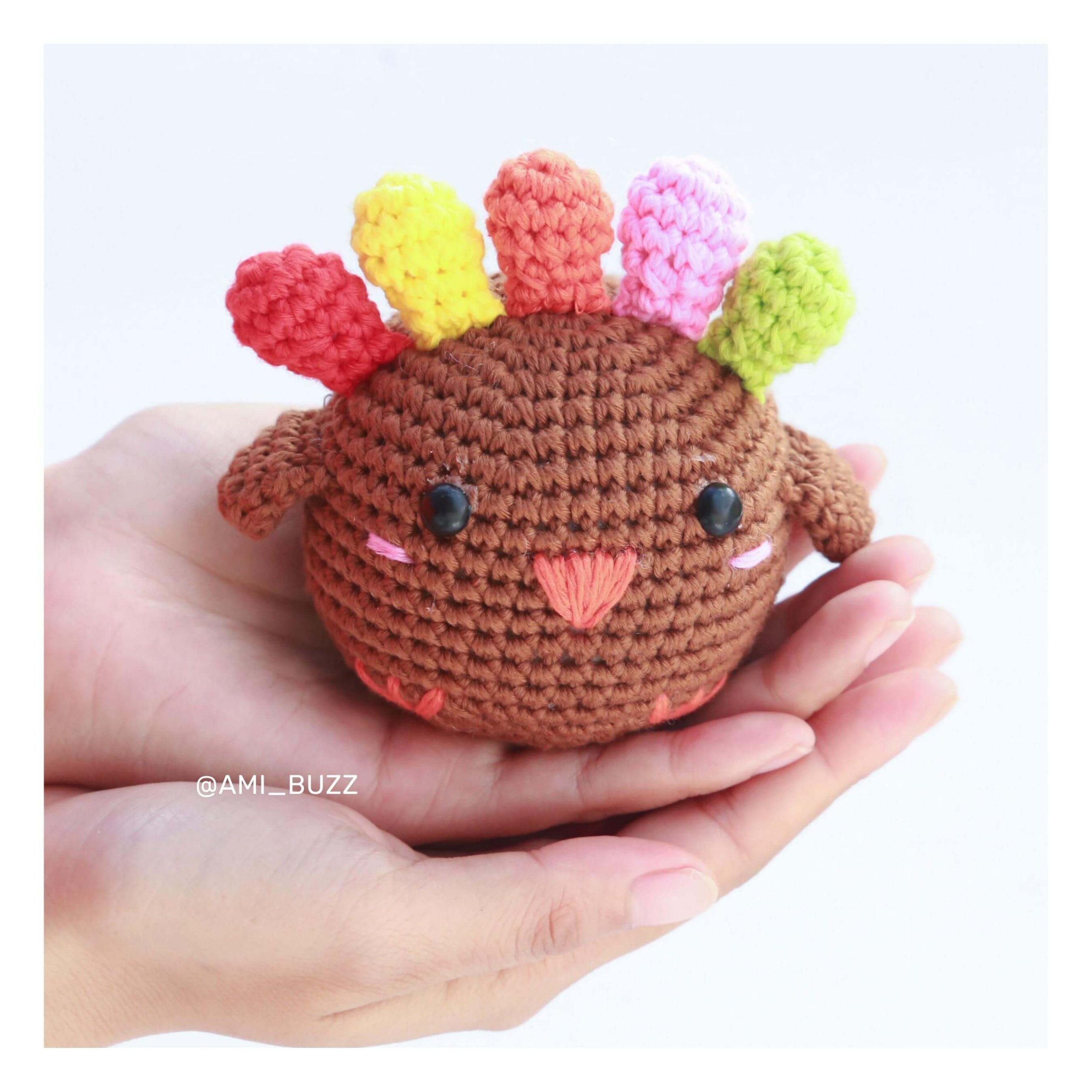 chicken-amigurumi-crochet-pattern-amibuzz (1)