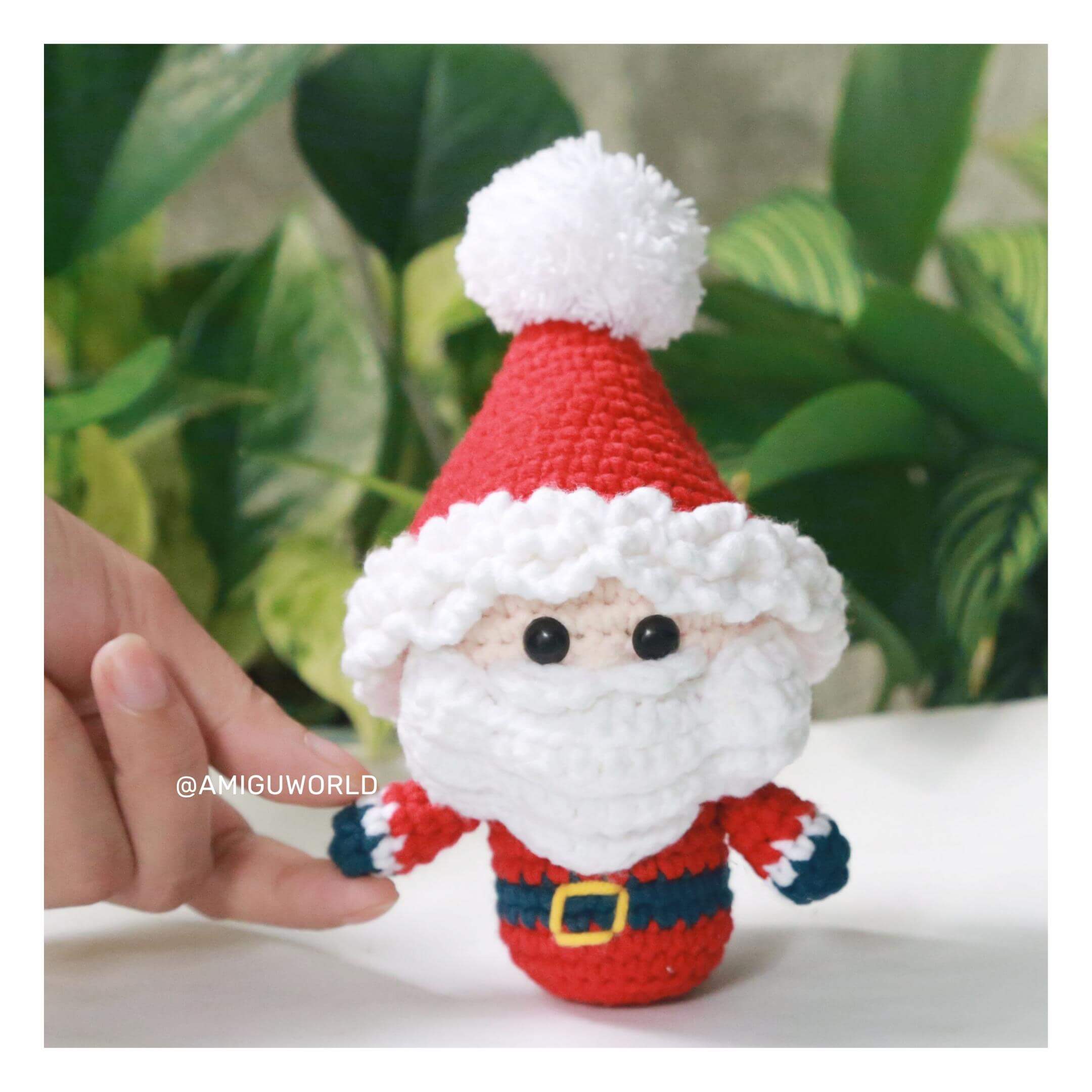 santa-claus-amigurumi-crochet-pattern-by-amiguworld (4)