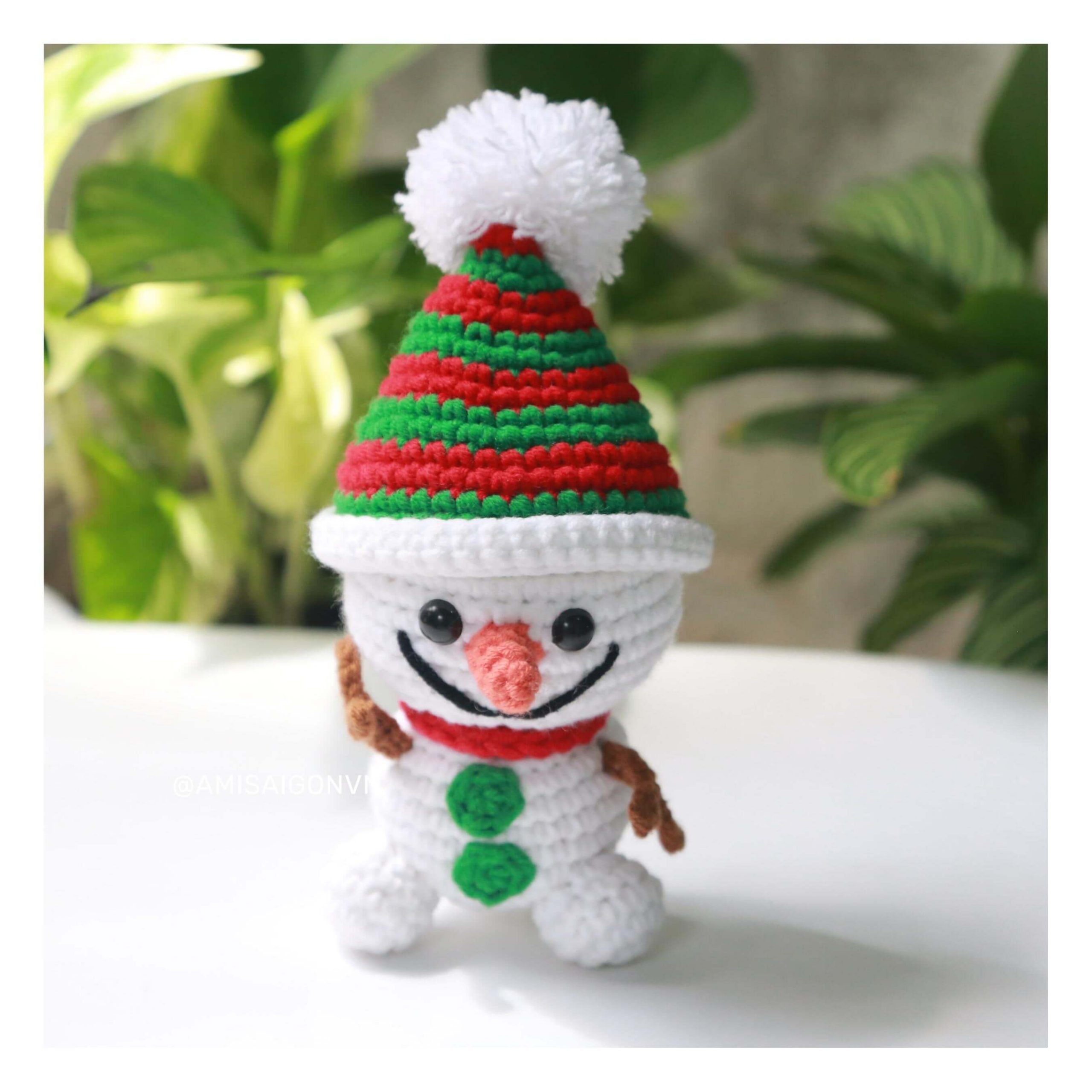 snowman-amigurumi-crochet-pattern-amisaigon (7)