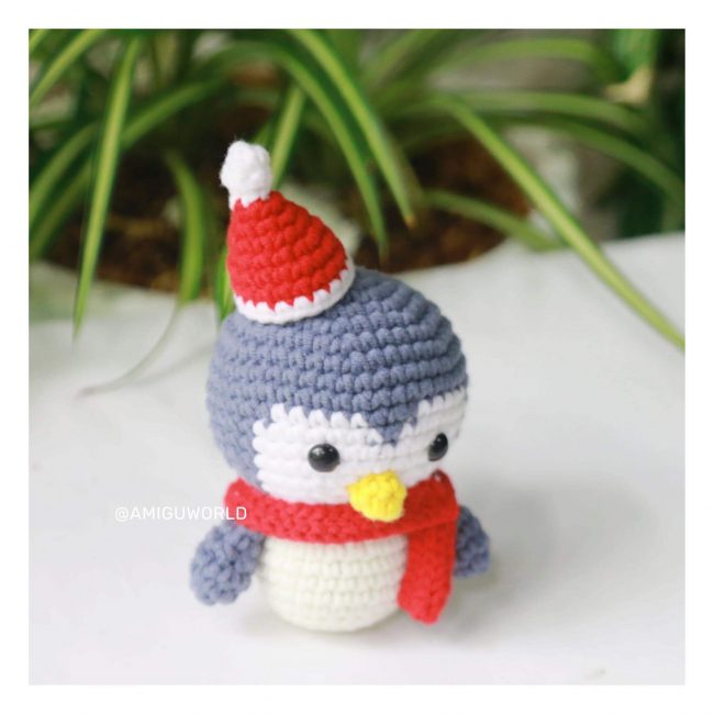Penguin - Christmas | Crochet Pattern | Amigurumi Tutorial PDF in English | AmiguWorld