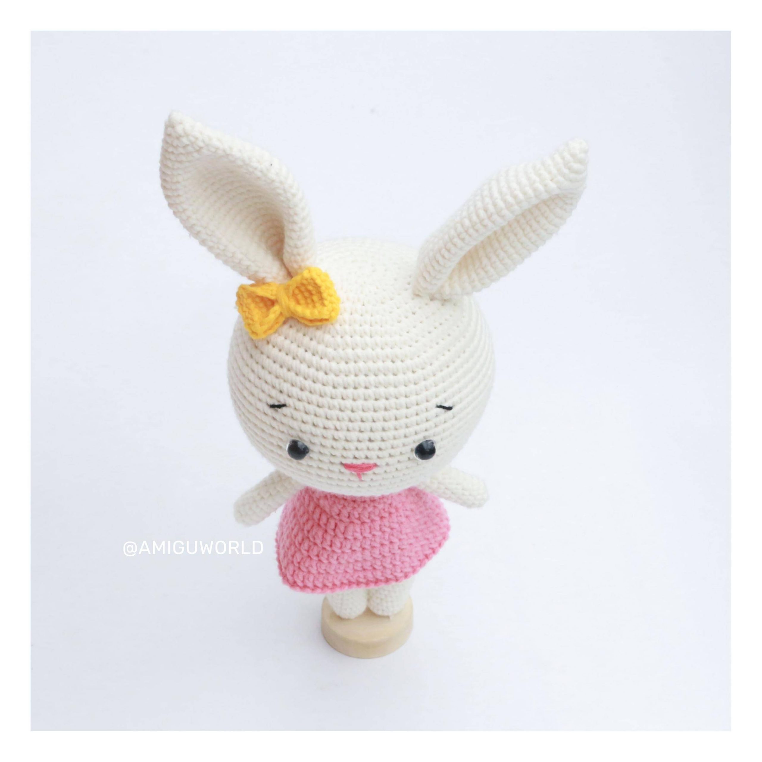 rabbit-with-dress-amigurumi-by-amiguworld (10)
