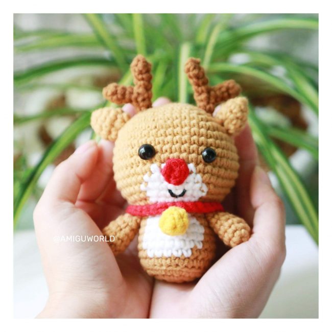 Reindeer - Christmas handmade | Crochet Pattern | Amigurumi Tutorial PDF in English | AmiguWorld