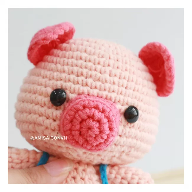Pig in Overalls Amigurumi | Crochet Pattern | Amigurumi Tutorial PDF in English | AmiSaigon