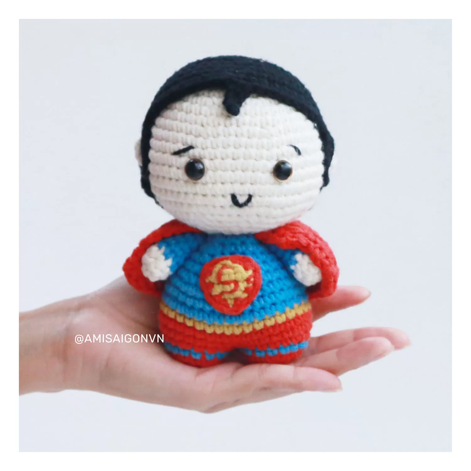 Superman Amigurumi | Crochet Pattern | Amigurumi Tutorial PDF in English | AmiSaigon