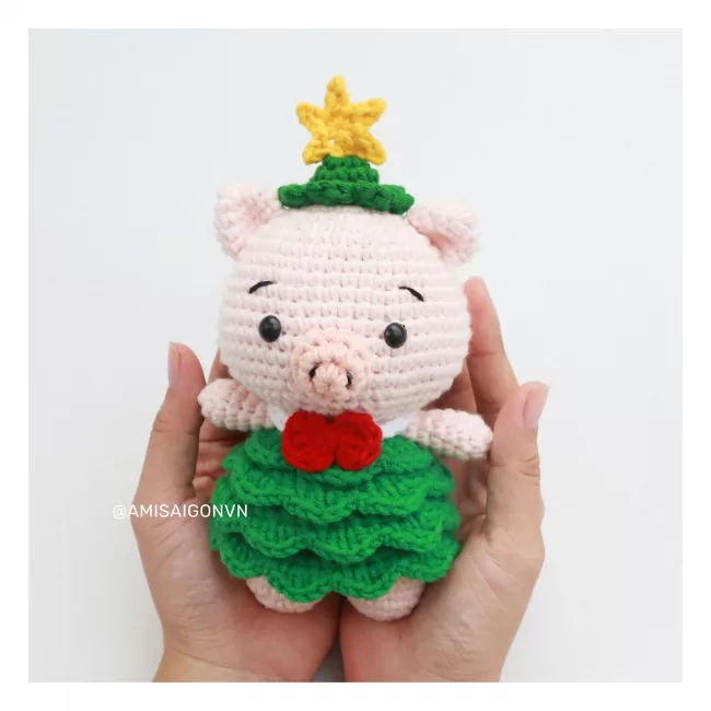 Pig in Christmas Tree Outfit Amigurumi | Crochet Pattern | Amigurumi Tutorial PDF in English | AmiSaigon