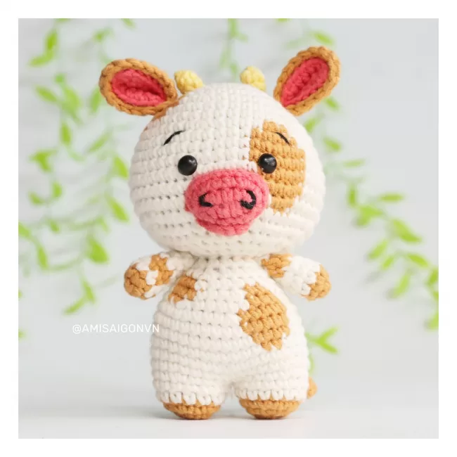 Cow Amigurumi | Crochet Pattern | Amigurumi Tutorial PDF in English | AmiSaigon
