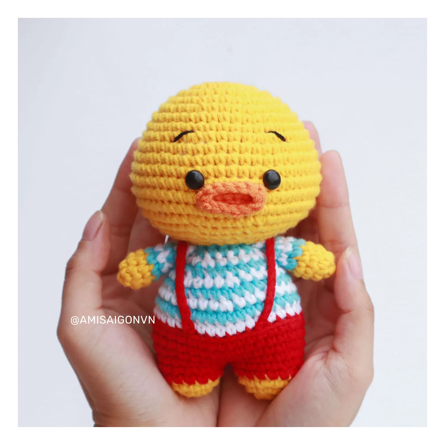 Duck with Overall Amigurumi | Crochet Pattern | Amigurumi Tutorial PDF in English | AmiSaigon