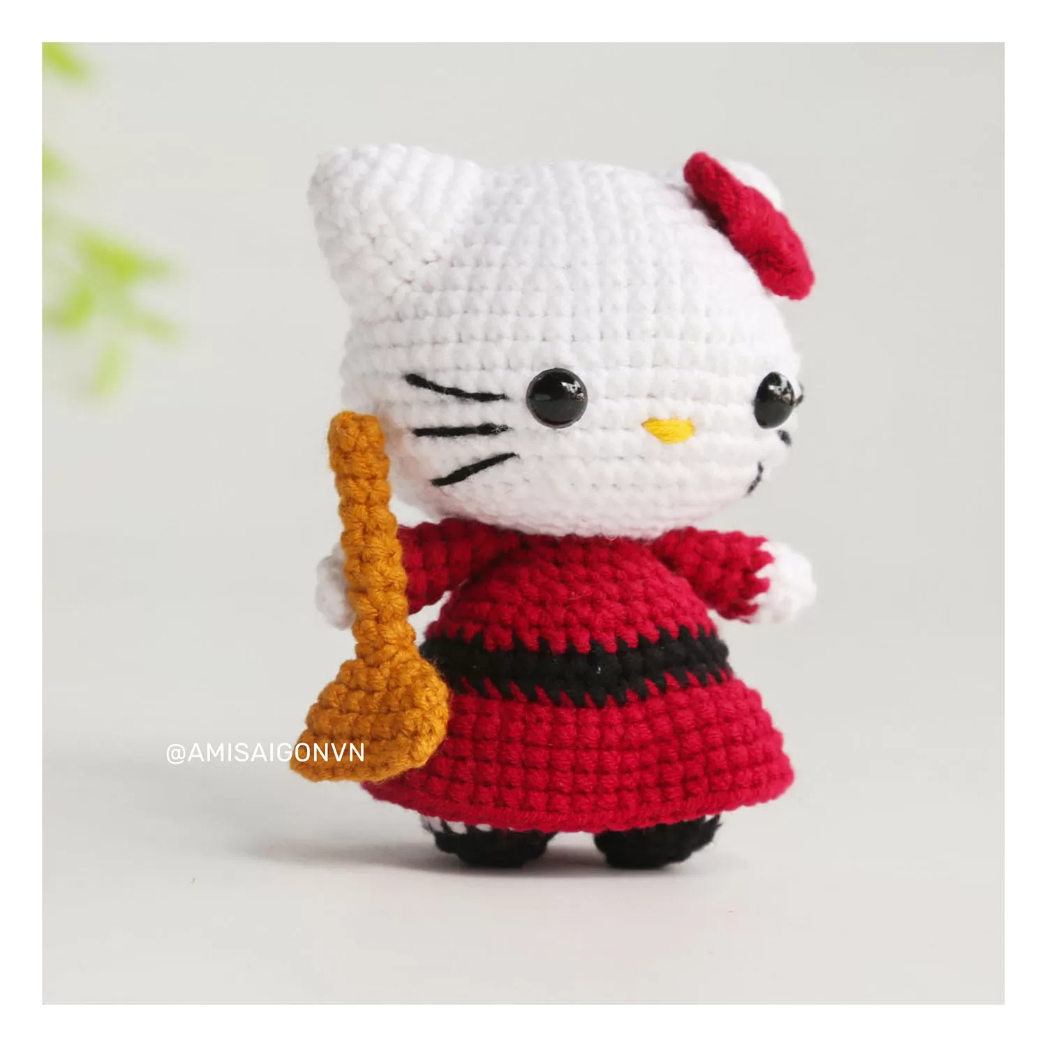 Halloween Hello Kitty Amigurumi | Crochet Pattern | Amigurumi Tutorial PDF in English | AmiSaigon