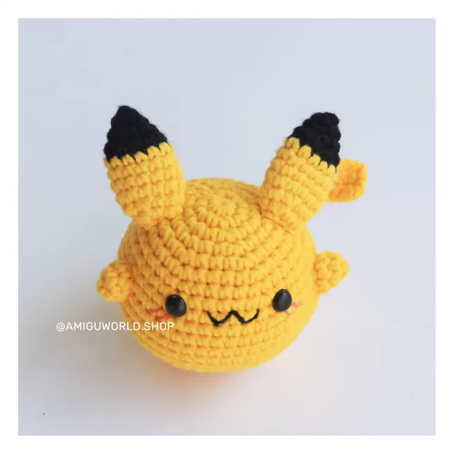 Amigurumi Doll Finished | Crochet Pikachu amigurumi | Kawaii crochet amigurumi doll keychain | Made by AmiguWorld / READY to ship