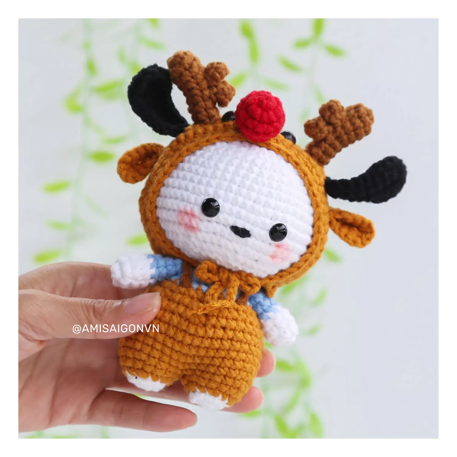 Pochacco in Reindeer Outfit Amigurumi | Crochet Pattern | Amigurumi Tutorial PDF in English | AmiSaigon