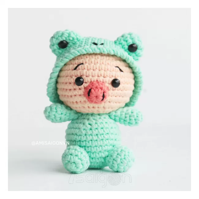 Pig in Frog outfit Amigurumi | Crochet Pattern | Amigurumi Tutorial PDF in English | AmiSaigon