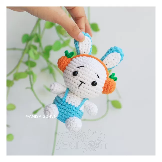 Rabbit with Headphones Amigurumi | Crochet Pattern | Amigurumi Tutorial PDF in English | AmiSaigon